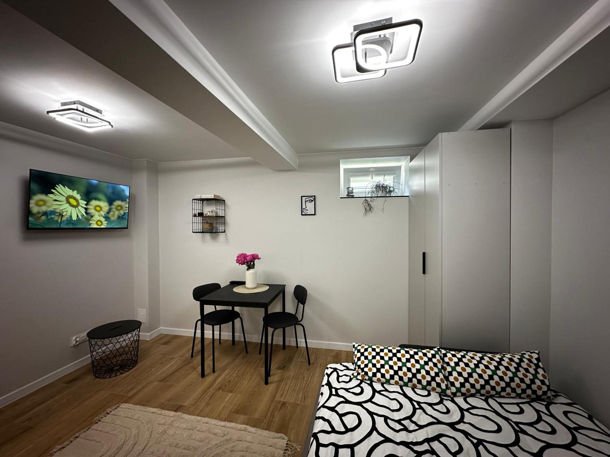 Apartament Skwerowa Nest Kraków Zewnętrze zdjęcie
