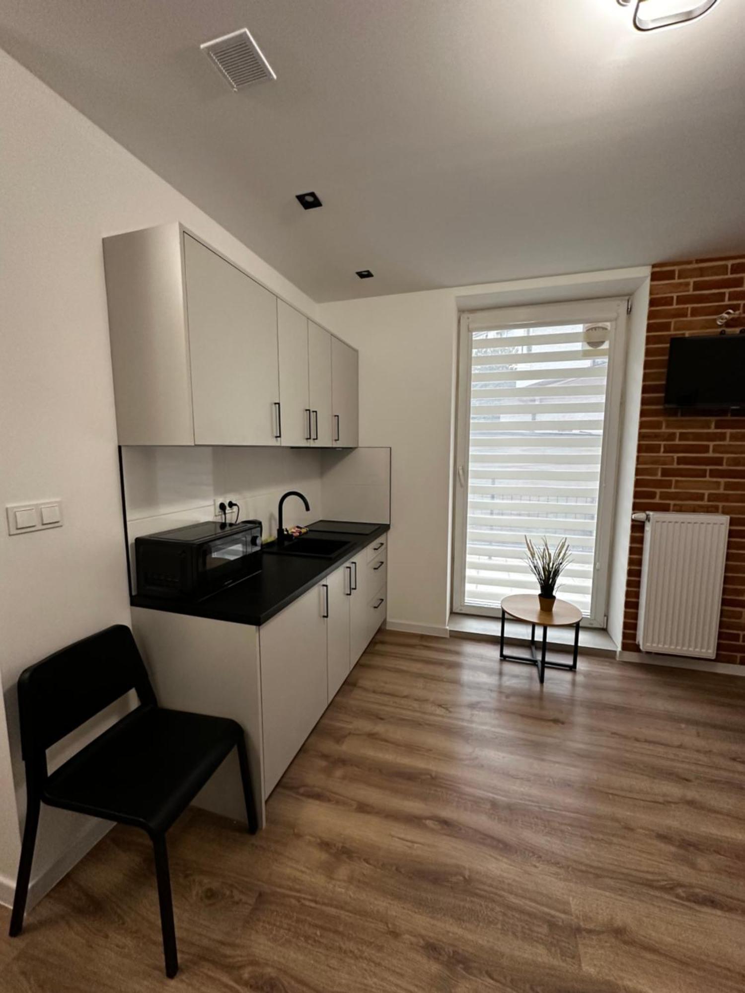 Apartament Skwerowa Nest Kraków Zewnętrze zdjęcie